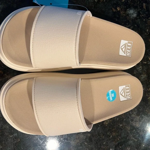 Reef Bondi Bay Cushion Slides - Picture 15 of 15